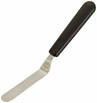 Espátula angular de acero inoxidable 22.8 cm con mango negro marca Wilton modelo 409-7712 para repostería